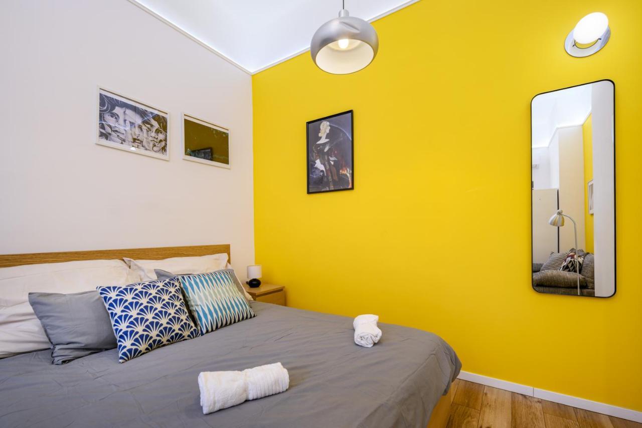 Stylish Yellow Suite In The Heart Of Budapest Kültér fotó